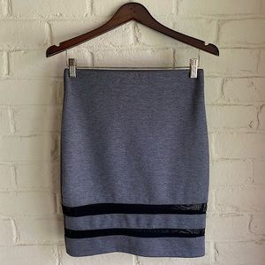 H & M divided grey gray and black mesh lined bodycon mini midi skirt size small